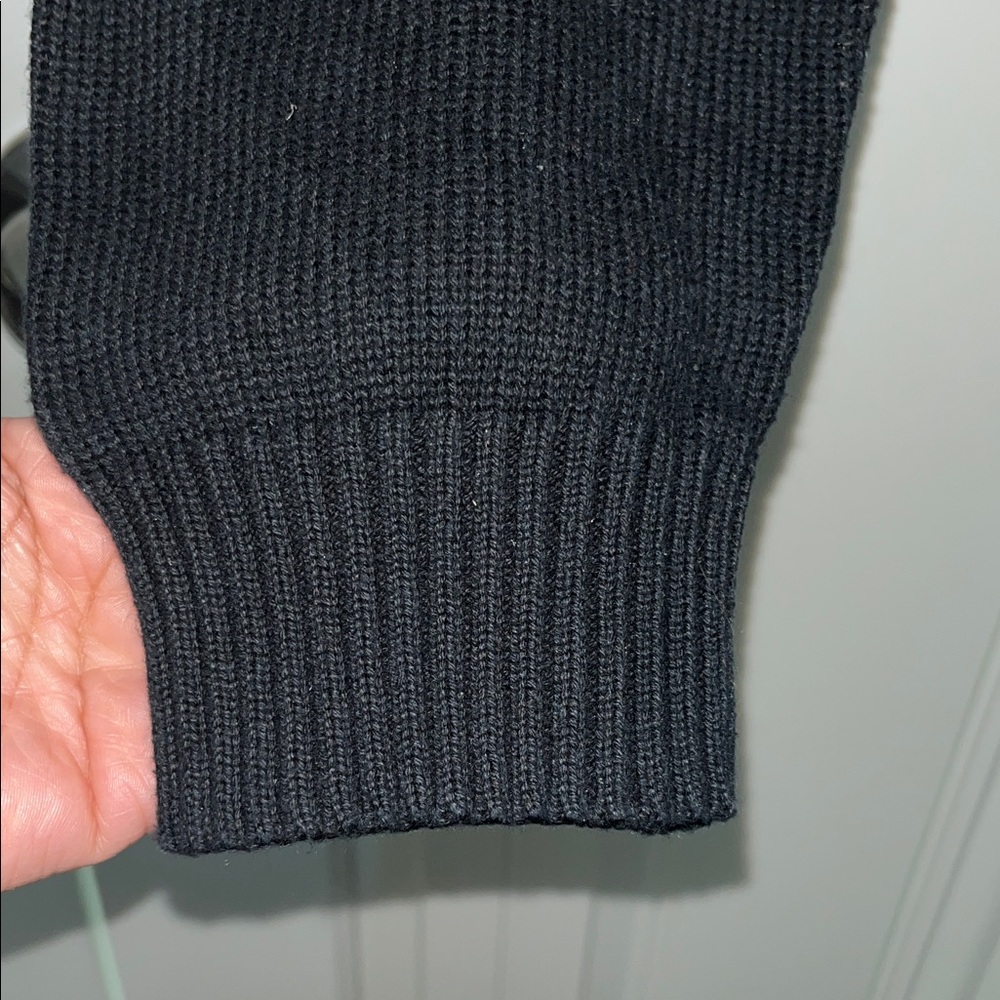 Guess Black Knit Pullover - Picture 5 of 5